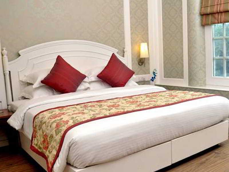 Hotel Bright Нью-Дели Экстерьер фото