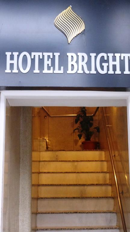 Hotel Bright Нью-Дели Экстерьер фото