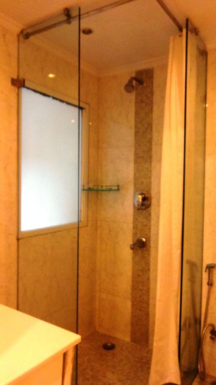 Hotel Bright Нью-Дели Экстерьер фото